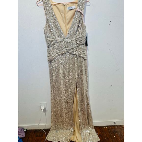 MAC DUGGAL 26598 Nude Silver V-Neck Sequin Wrap Waist Gown NWT size 10 - Picture 7 of 16